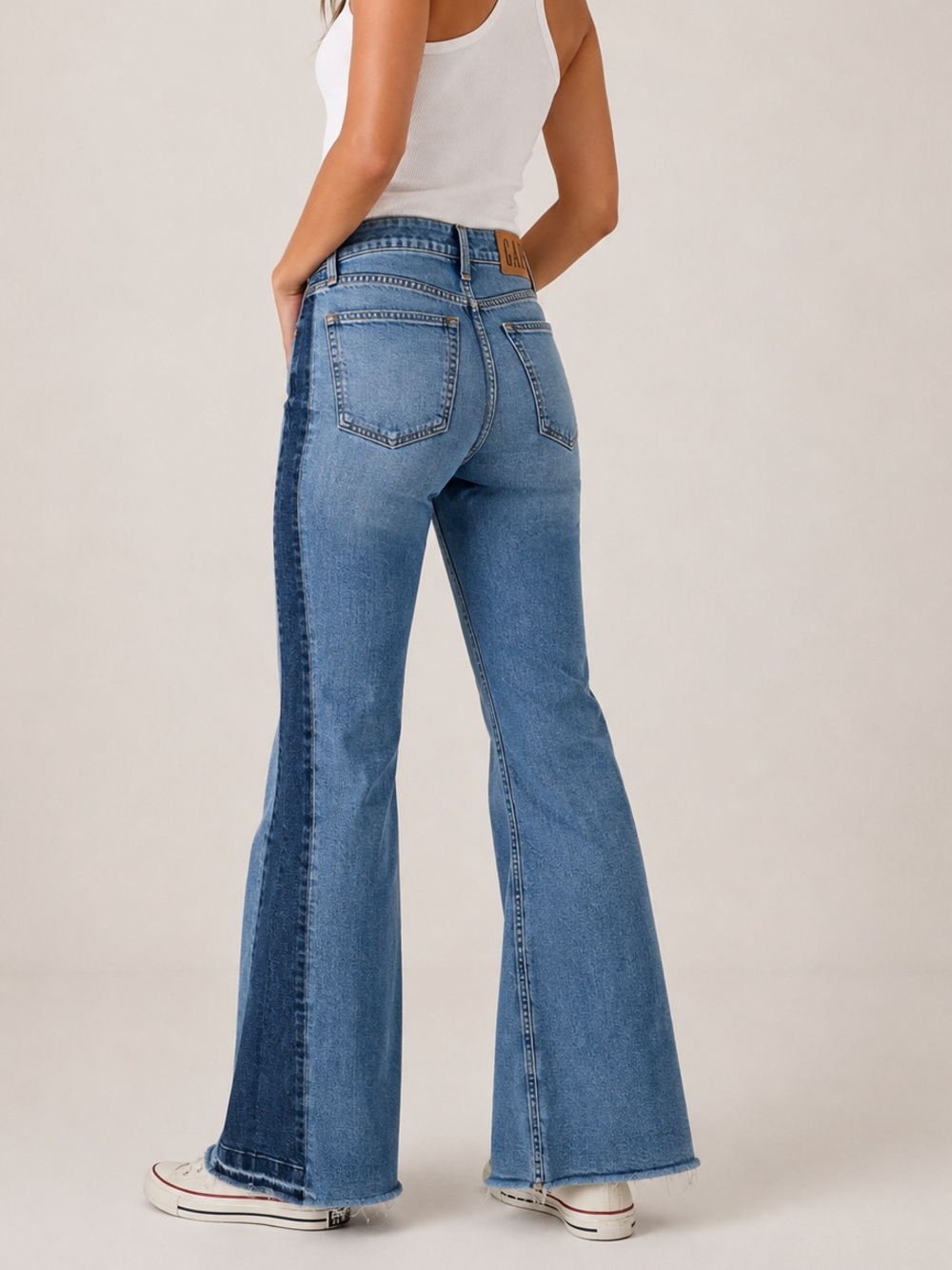 GAP Denim ’70s Flare Jeans Light Wash Contrast Side Panel Raw Hem 31 12/31R